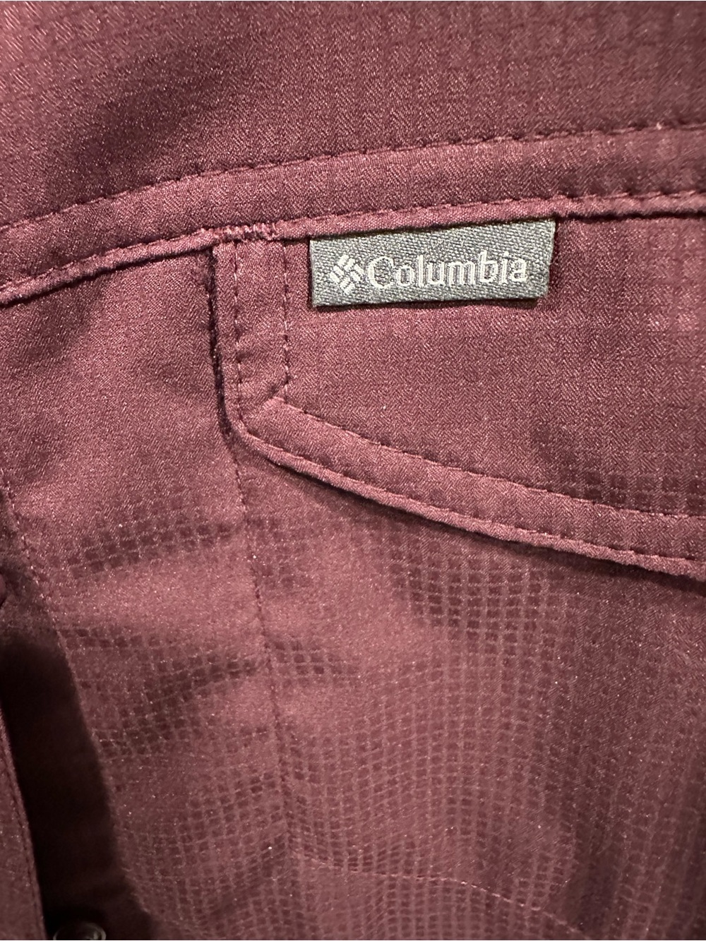 Columbia Women’s Sun Omni Shade Button-Down Shirt Deep Purple Size M - Picture 3 of 6